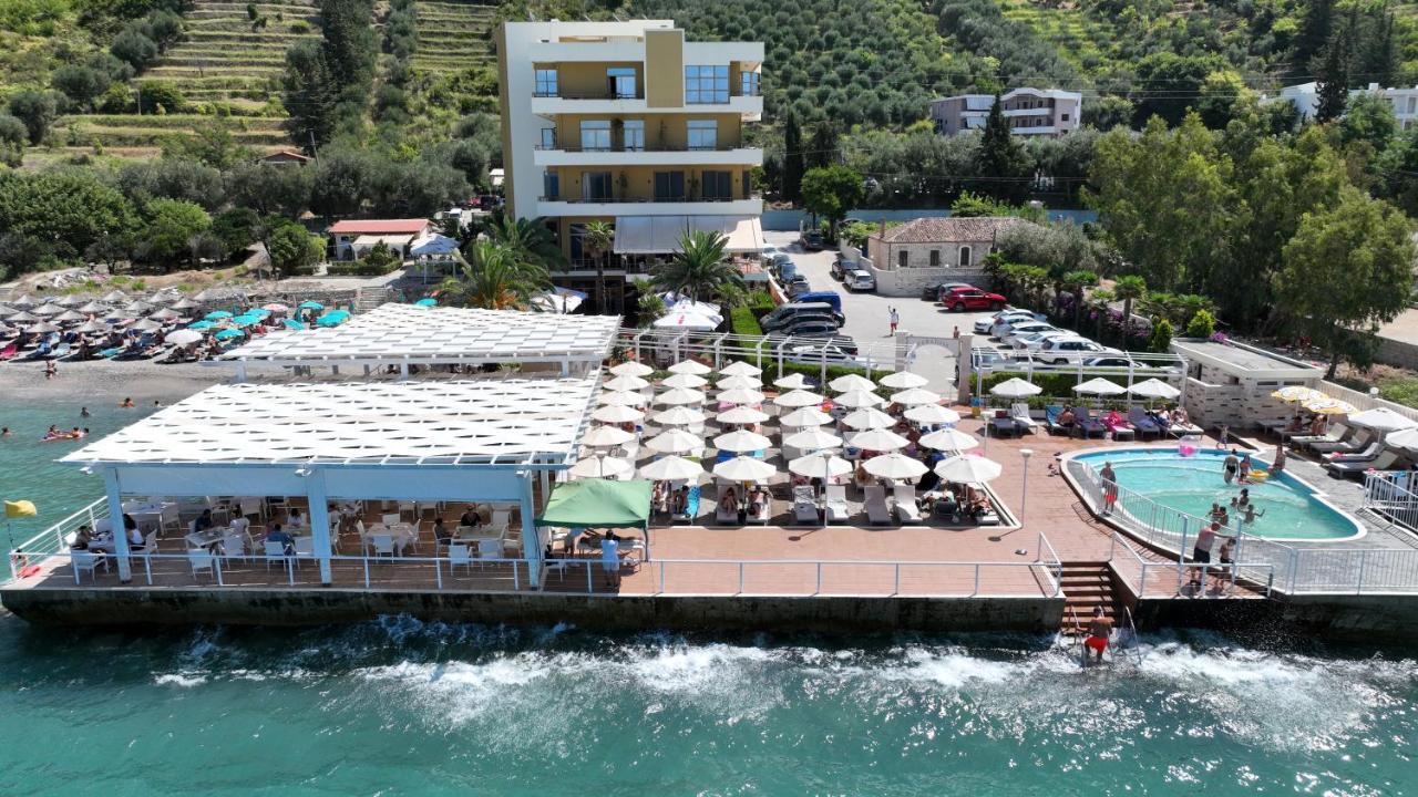 Paradise Beach Hotel Radhime Exterior photo