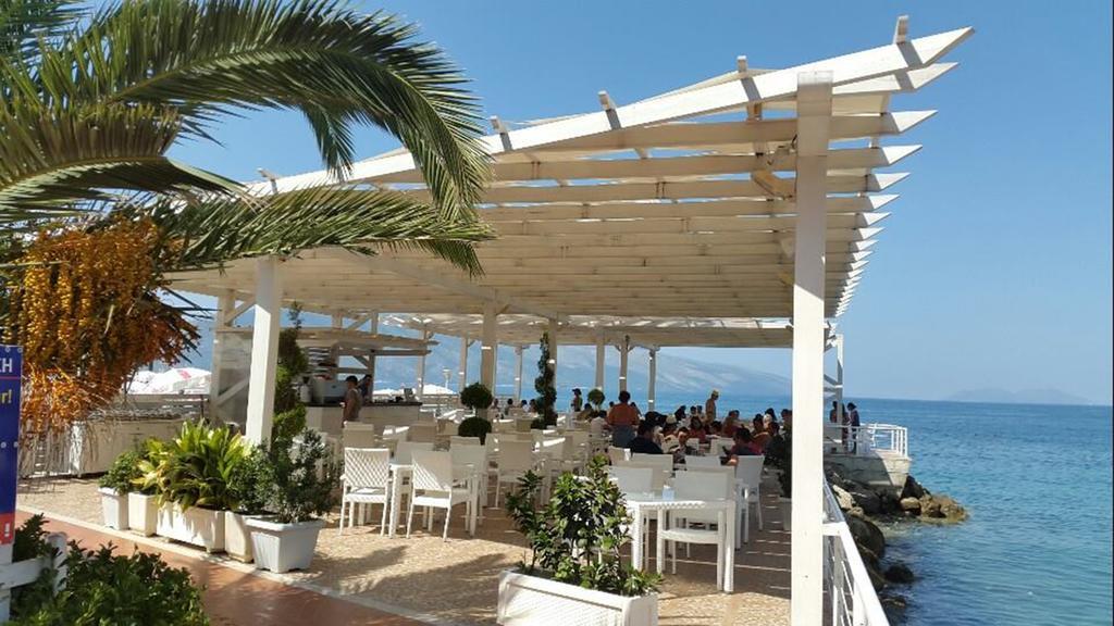Paradise Beach Hotel Radhime Exterior photo