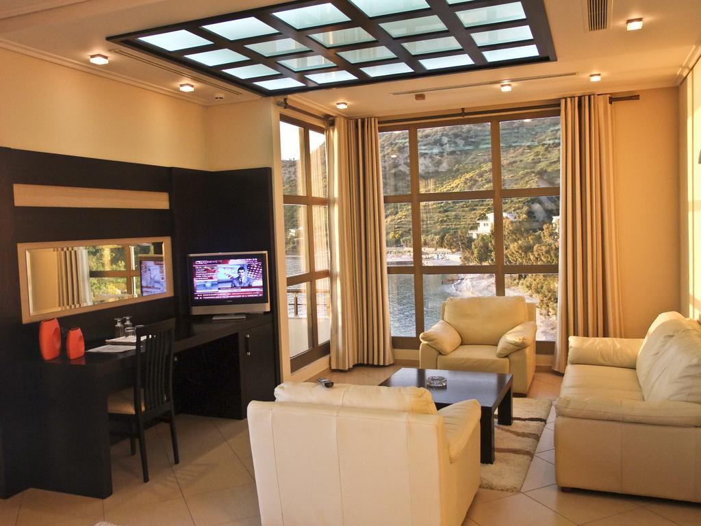 Paradise Beach Hotel Radhime Room photo