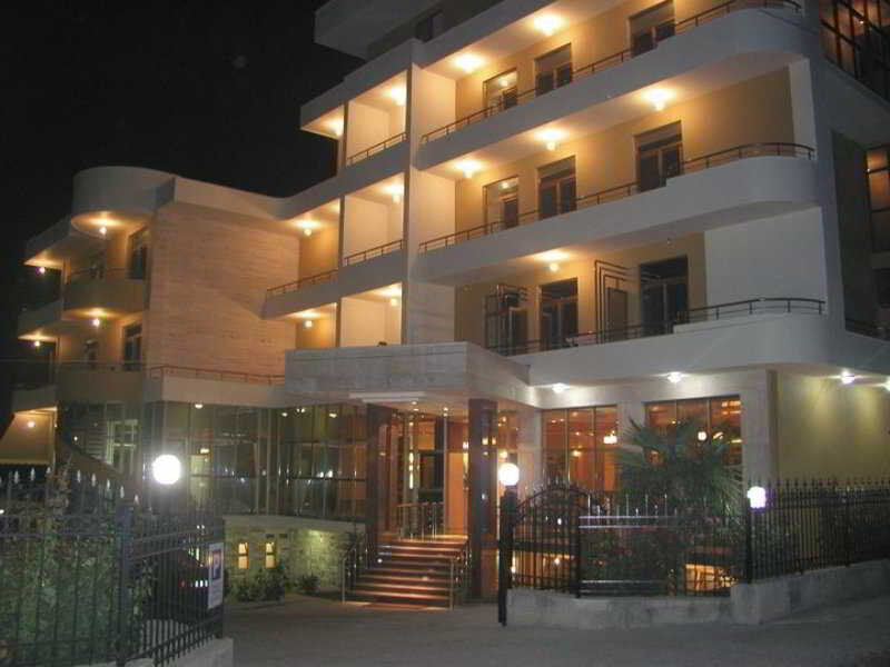 Paradise Beach Hotel Radhime Exterior photo